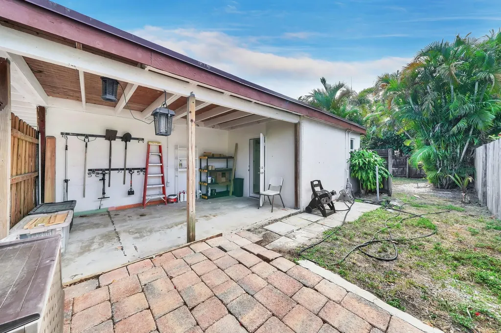 1101 SW 1st Avenue Pompano Beach FL 33060