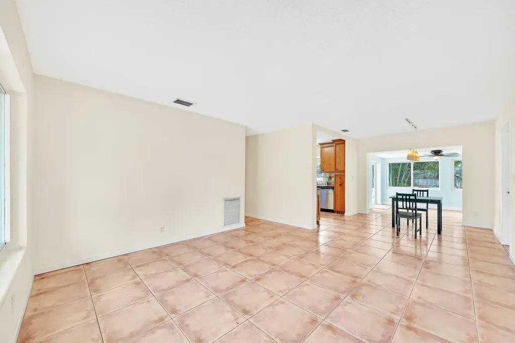 1101 SW 1st Avenue Pompano Beach FL 33060