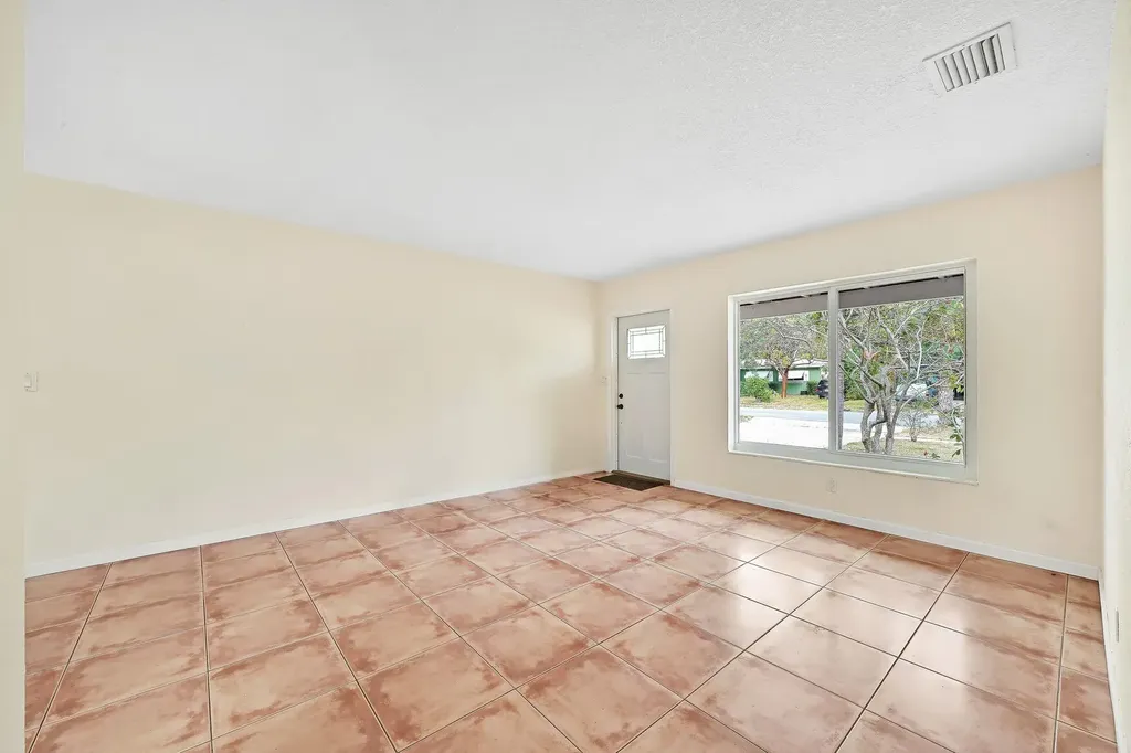 1101 SW 1st Avenue Pompano Beach FL 33060
