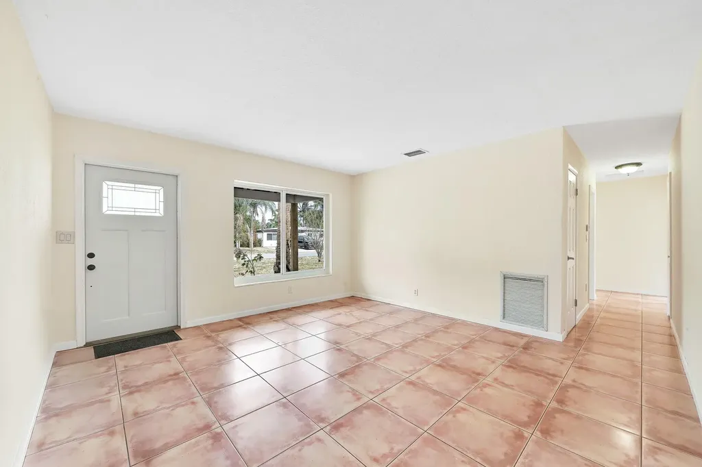 1101 SW 1st Avenue Pompano Beach FL 33060