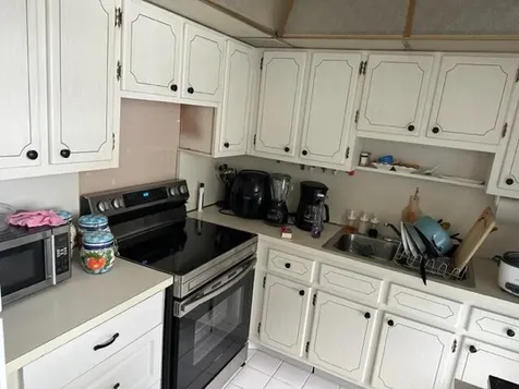 1380 NW 43 Terrace Lauderhill FL 33313