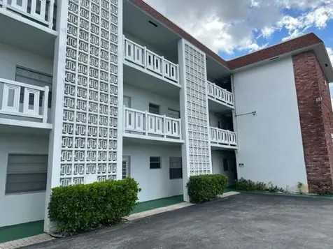 1380 NW 43 Terrace Lauderhill FL 33313