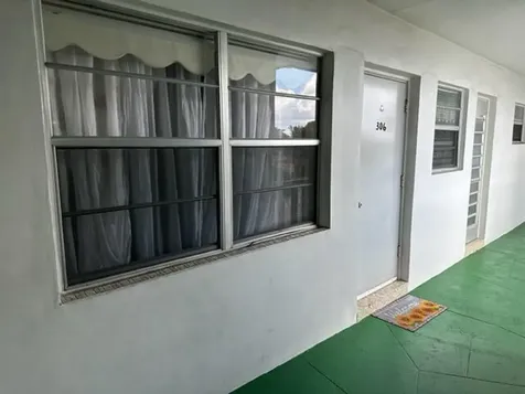 1380 NW 43 Terrace Lauderhill FL 33313