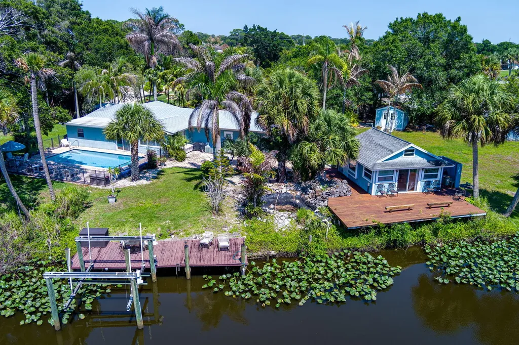 108 Carlisle Lane Port St Lucie FL 34952