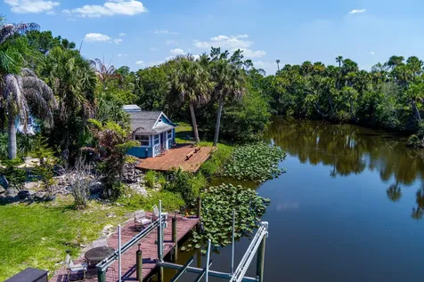108 Carlisle Lane Port St Lucie FL 34952