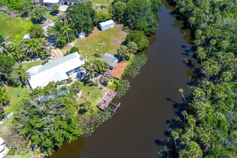 108 Carlisle Lane Port St Lucie FL 34952