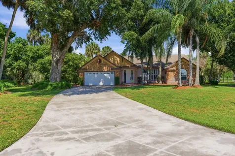 1960 SE 9th Avenue Okeechobee FL 34974