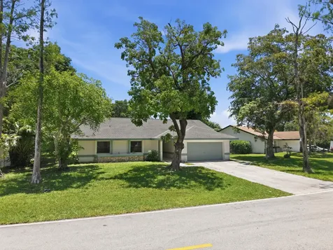 2260 NW 40th Terrace Coconut Creek FL 33066