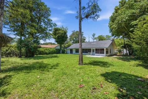 2260 NW 40th Terrace Coconut Creek FL 33066