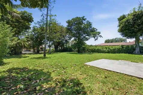 2260 NW 40th Terrace Coconut Creek FL 33066