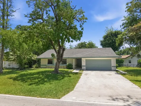 2260 NW 40th Terrace Coconut Creek FL 33066