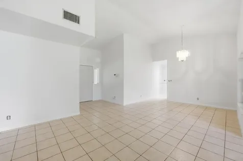 2260 NW 40th Terrace Coconut Creek FL 33066