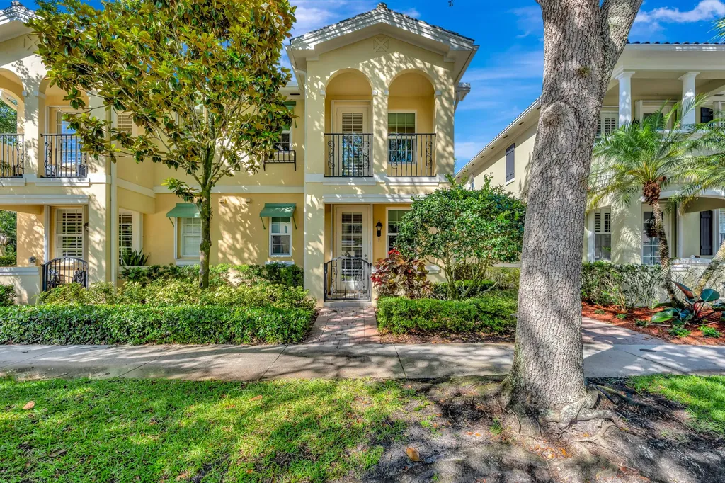 216 Barcelona Drive Jupiter FL 33458
