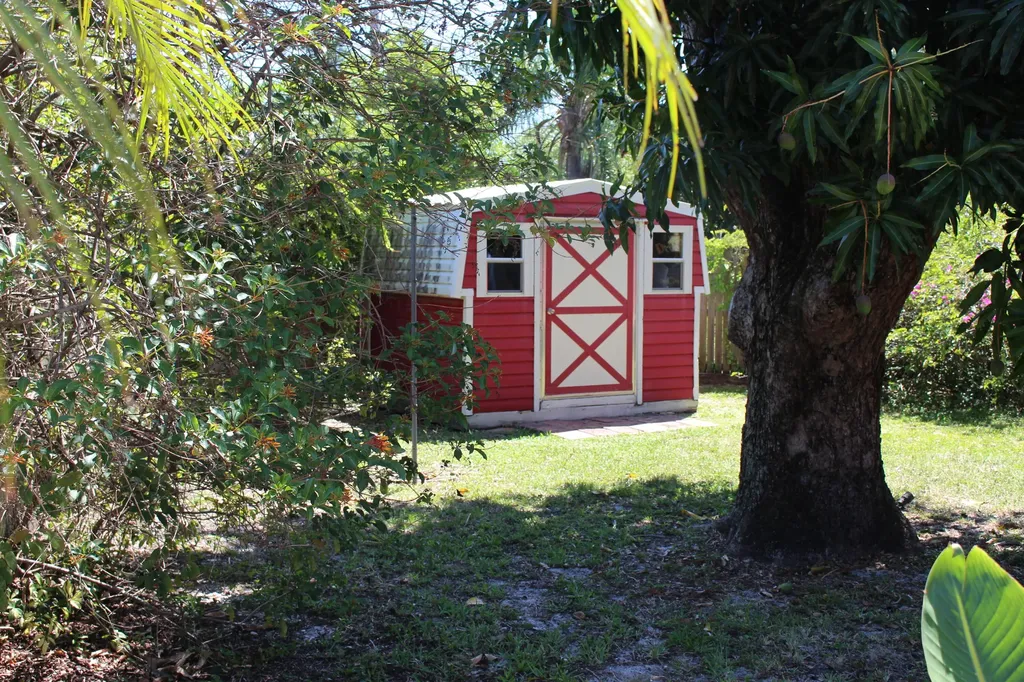 225 Gulfstream Boulevard Boynton Beach FL 33435