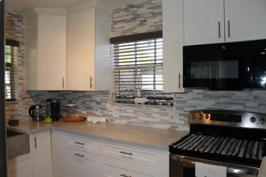 225 Gulfstream Boulevard Boynton Beach FL 33435