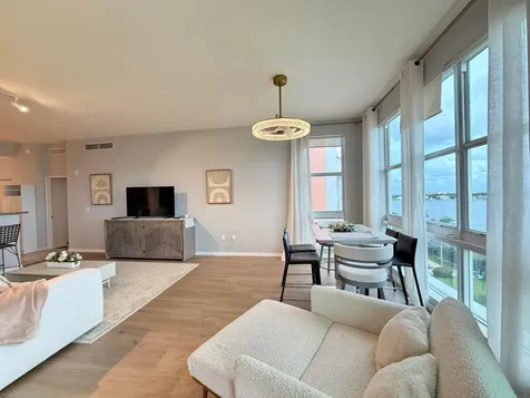 804 E Windward Way Lantana FL 33462