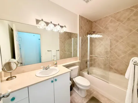 804 E Windward Way Lantana FL 33462