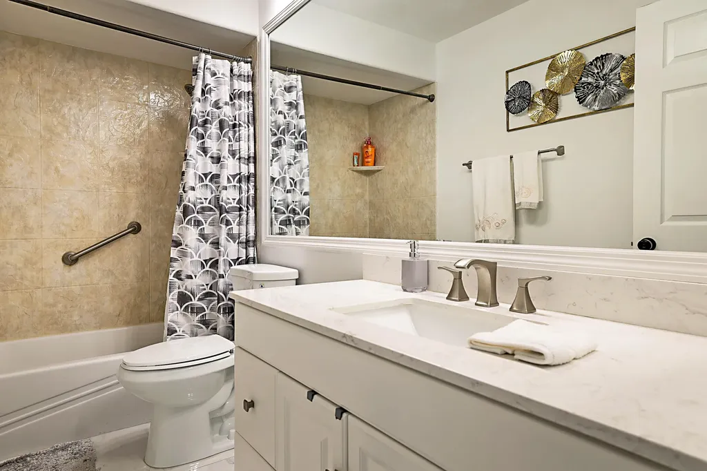 7852 Lake Champlain Court Delray Beach FL 33446