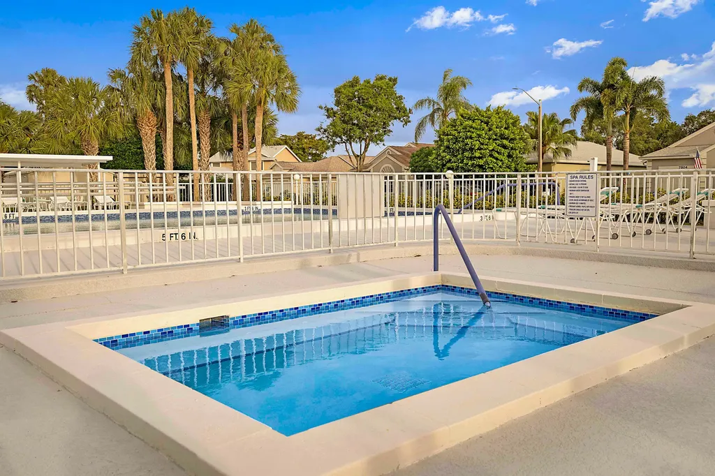 7852 Lake Champlain Court Delray Beach FL 33446