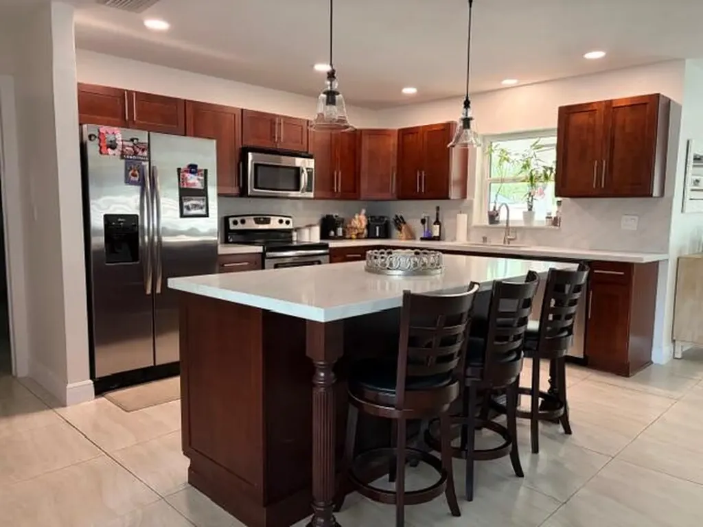 5821 SW 13th Street Plantation FL 33317