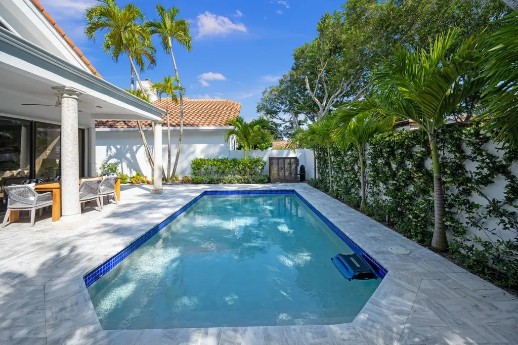 5809 NW 21st Way Boca Raton FL 33496