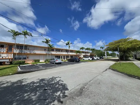 1000 SW 10th Avenue SW Hallandale Beach FL 33009