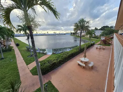 1000 SW 10th Avenue SW Hallandale Beach FL 33009