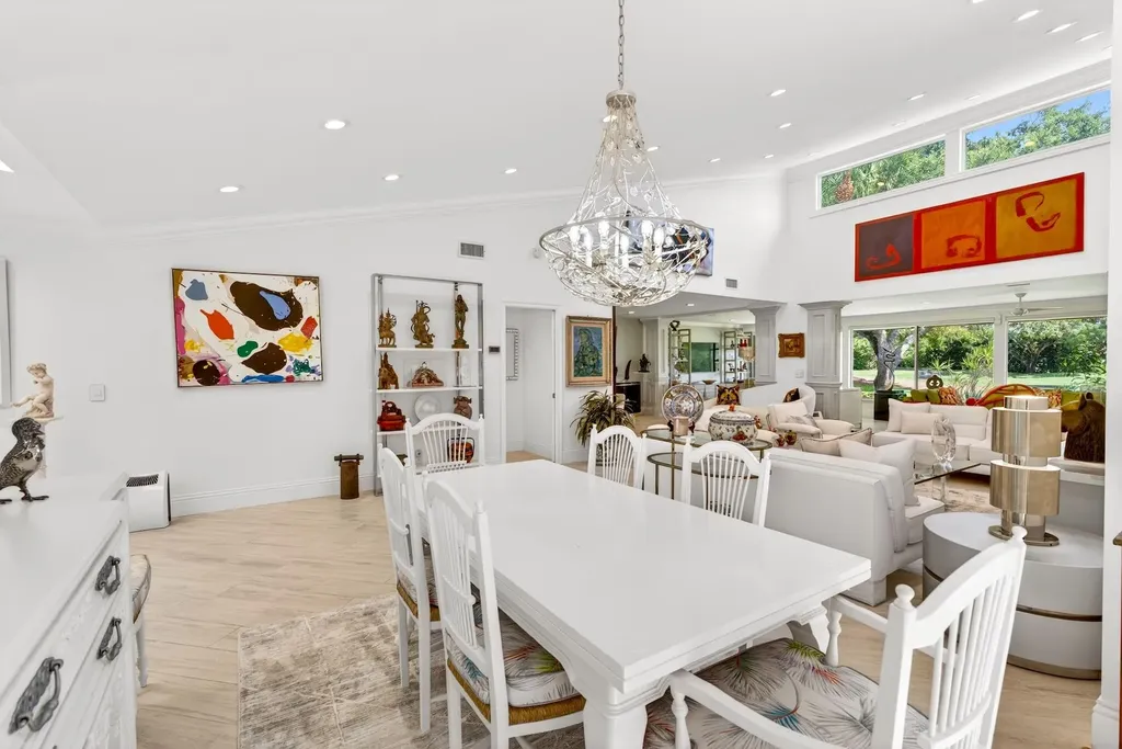 17 Villa Lane Boynton Beach FL 33436
