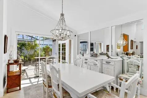 17 Villa Lane Boynton Beach FL 33436