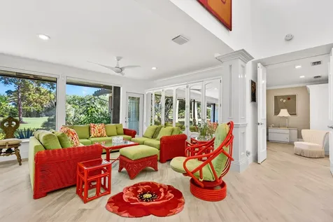 17 Villa Lane Boynton Beach FL 33436