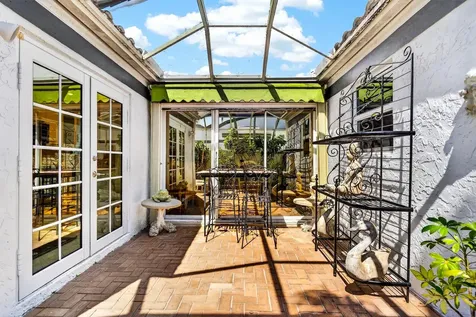 17 Villa Lane Boynton Beach FL 33436