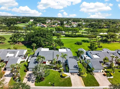 17 Villa Lane Boynton Beach FL 33436