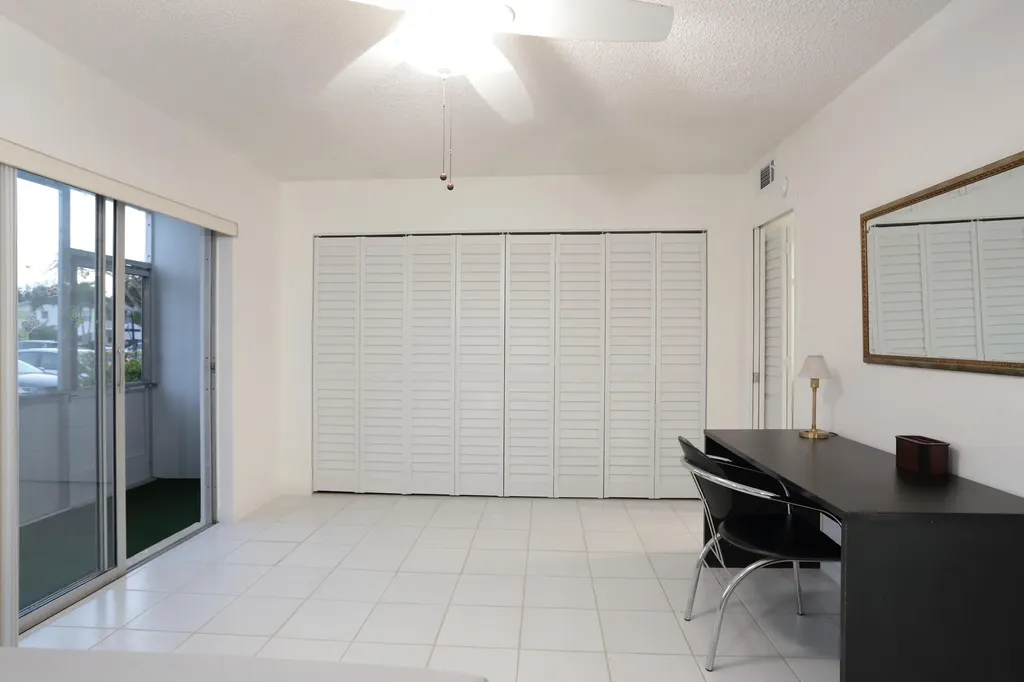 331 Windsor O West Palm Beach FL 33417