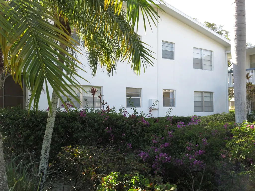 331 Windsor O West Palm Beach FL 33417