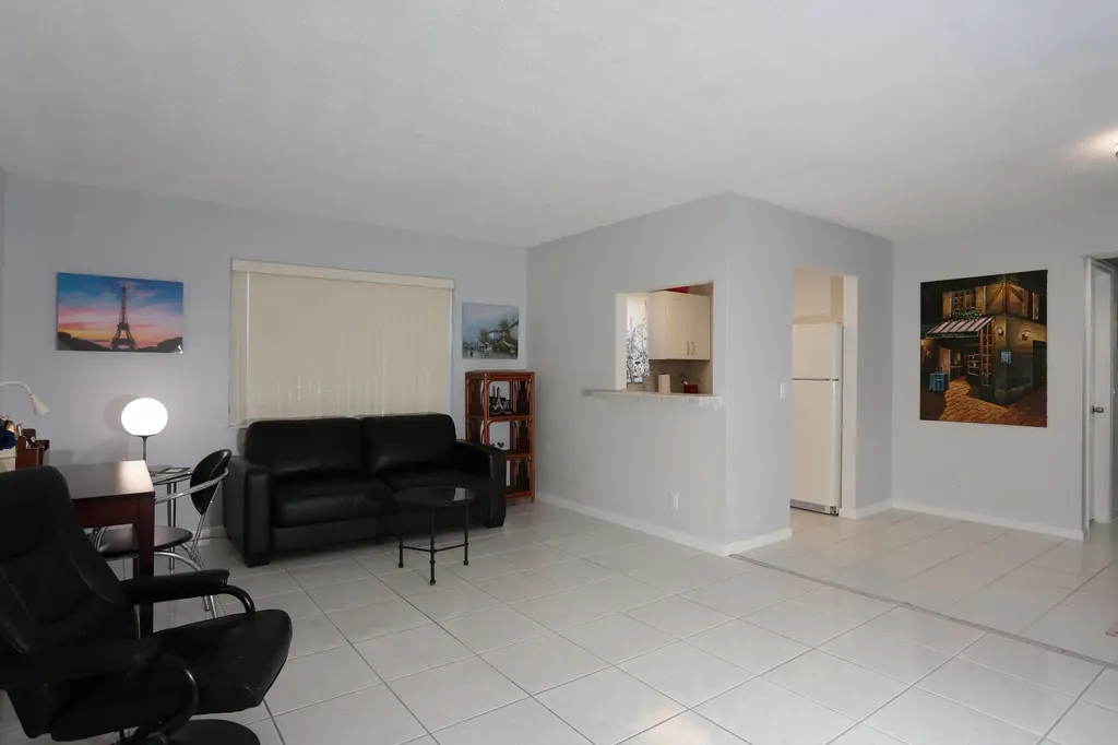 331 Windsor O West Palm Beach FL 33417