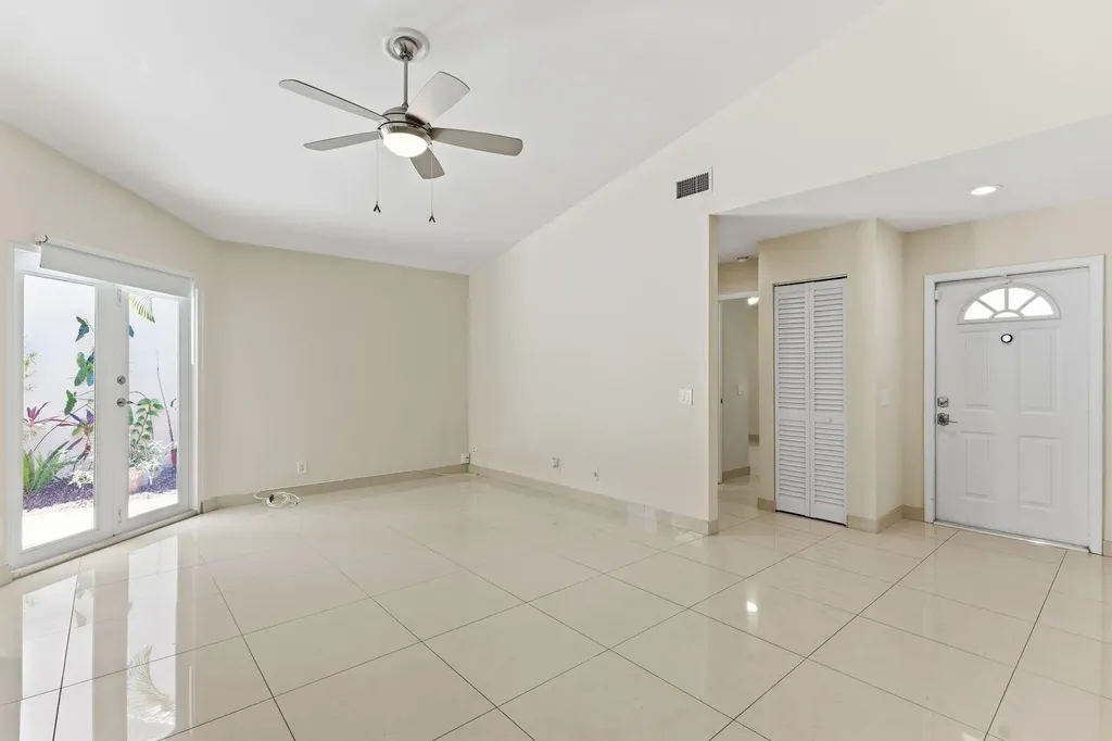 1472 Garden Road Weston FL 33326
