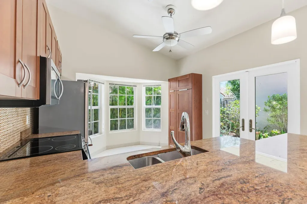 1472 Garden Road Weston FL 33326