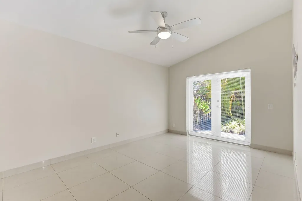 1472 Garden Road Weston FL 33326