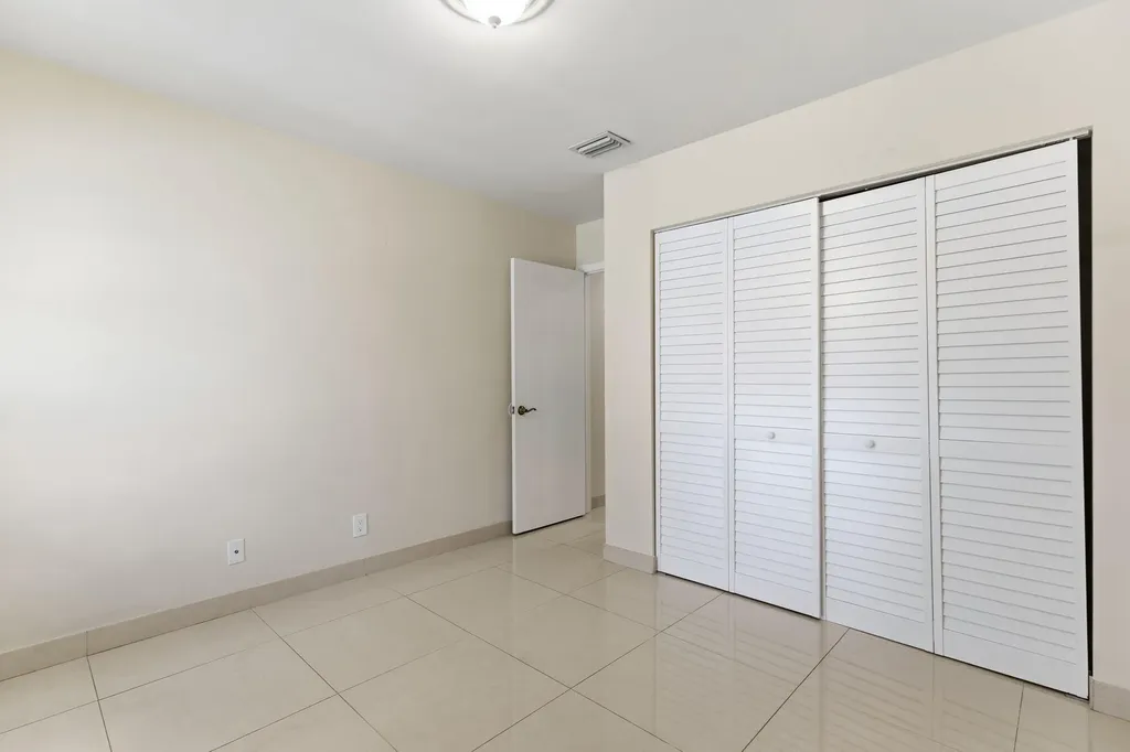 1472 Garden Road Weston FL 33326