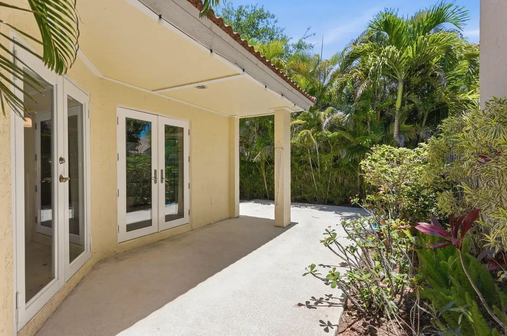 1472 Garden Road Weston FL 33326