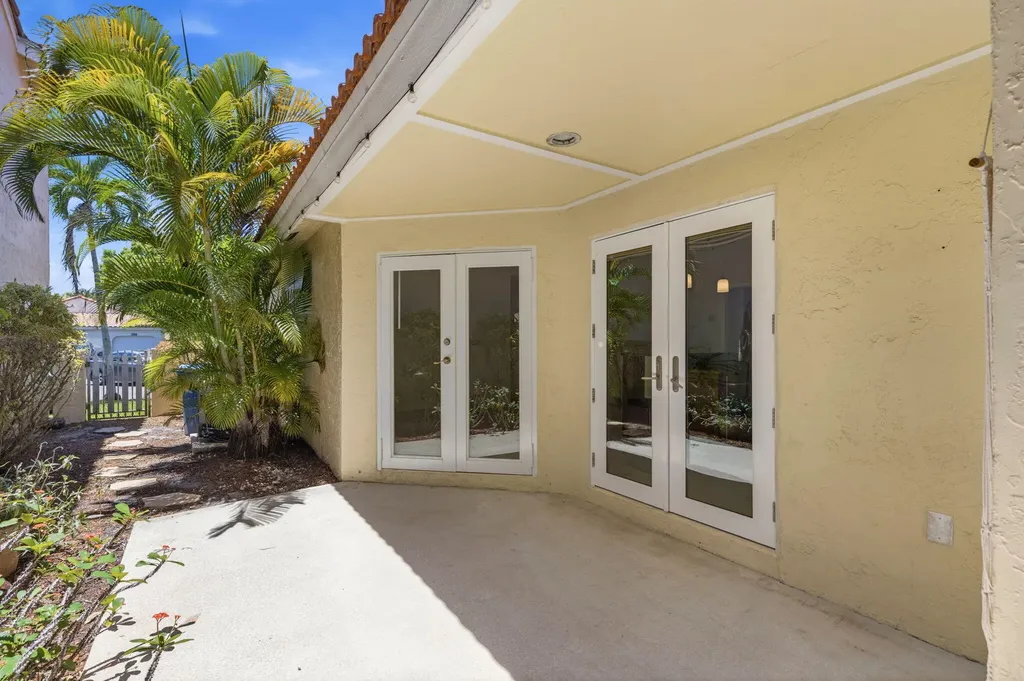 1472 Garden Road Weston FL 33326