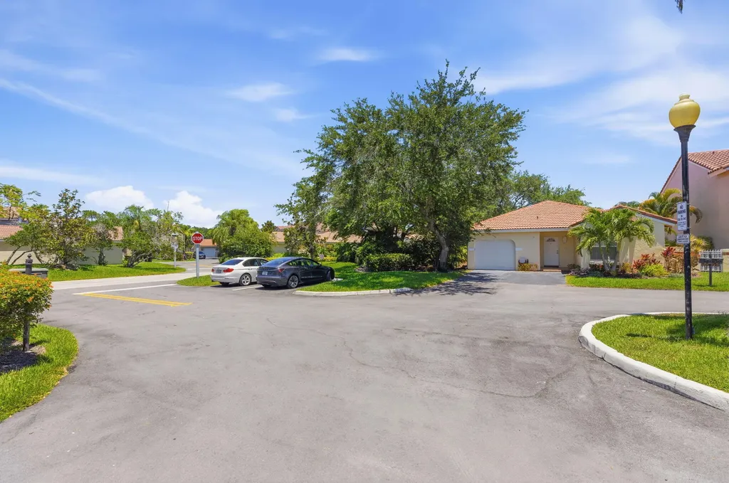 1472 Garden Road Weston FL 33326
