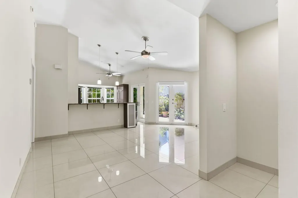1472 Garden Road Weston FL 33326