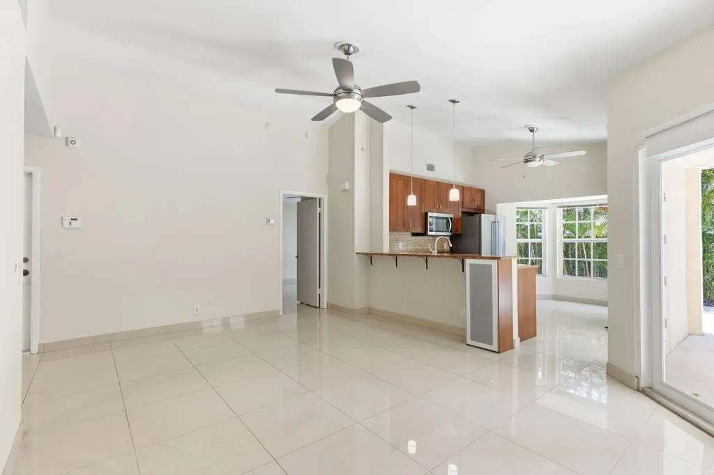 1472 Garden Road Weston FL 33326