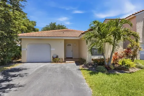 1472 Garden Road Weston FL 33326