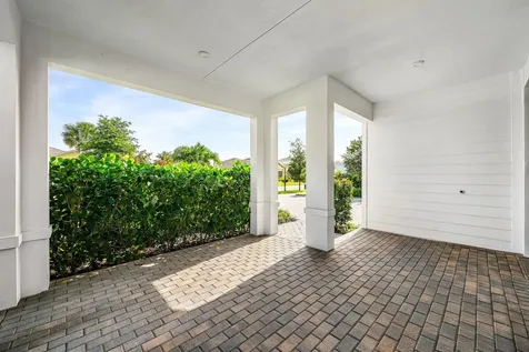 19196 Broad Shore Walk Loxahatchee FL 33470