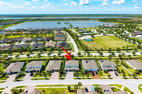 19196 Broad Shore Walk Loxahatchee FL 33470