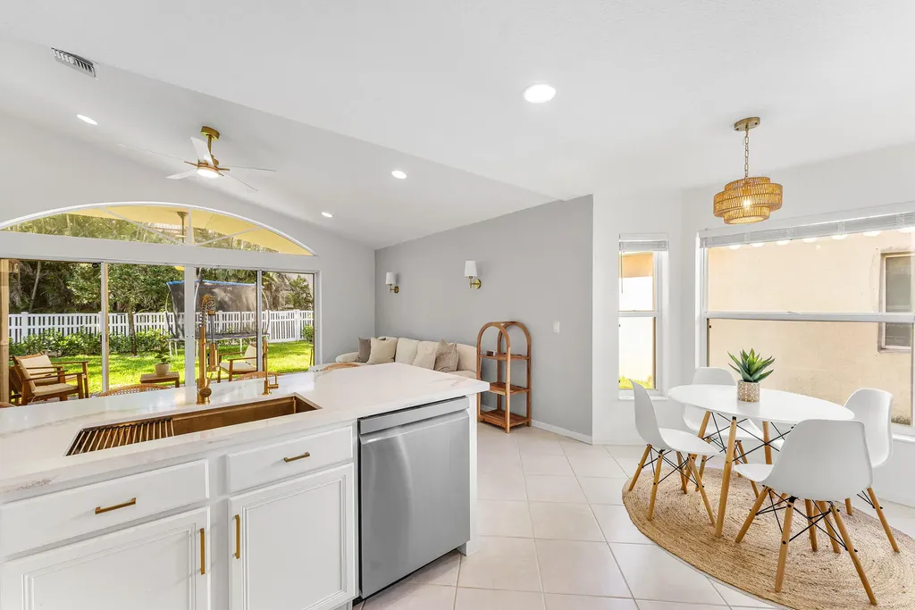4245 Bluff Harbor Way Wellington FL 33449