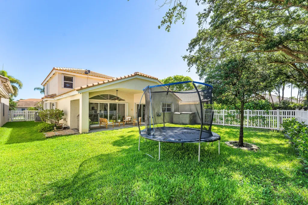 4245 Bluff Harbor Way Wellington FL 33449