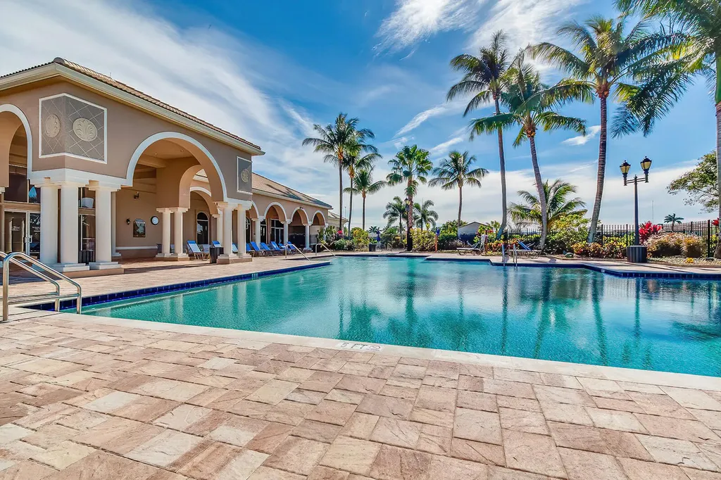 4245 Bluff Harbor Way Wellington FL 33449